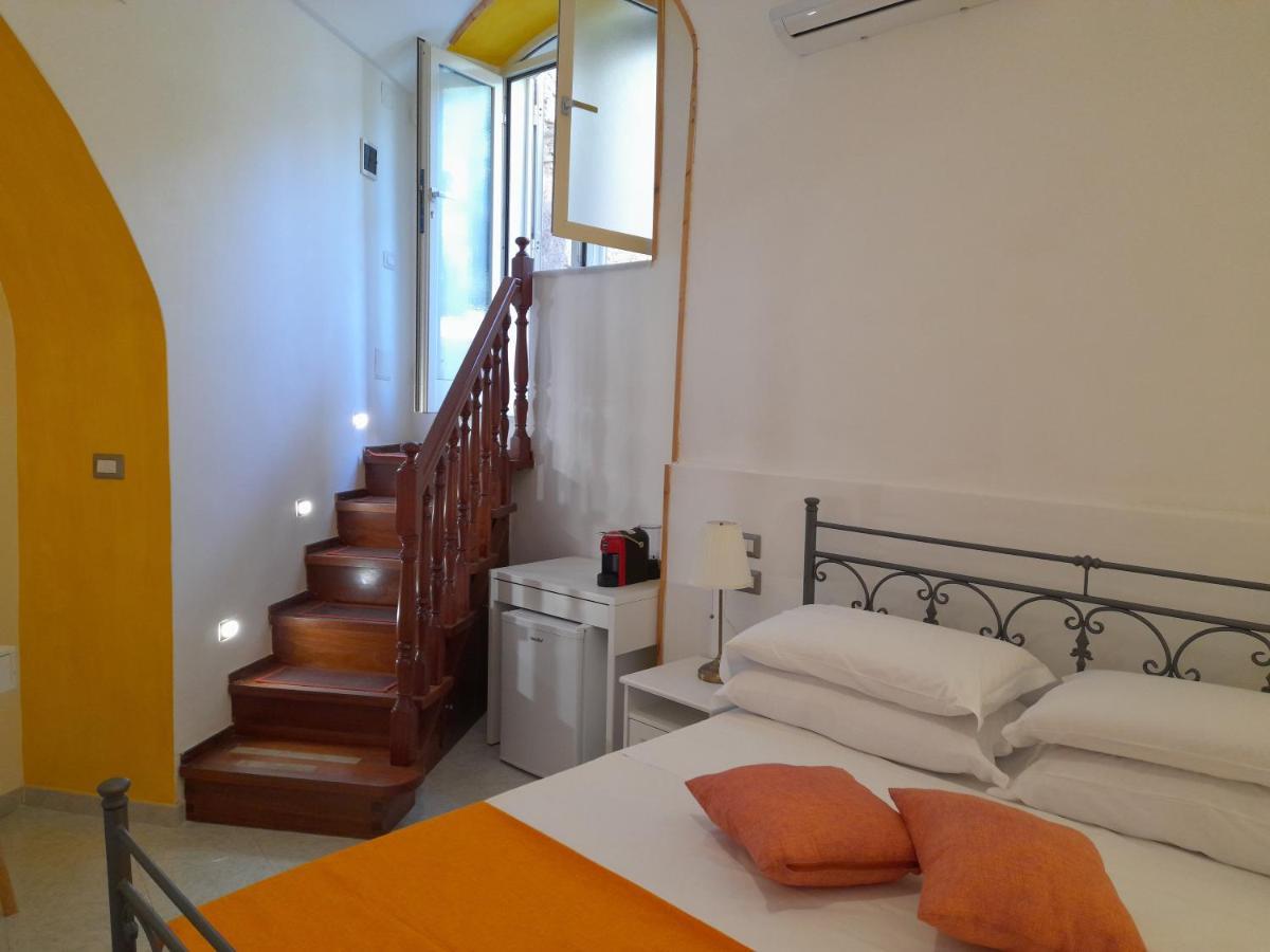 Mezza Torre B&B Procida Extérieur photo