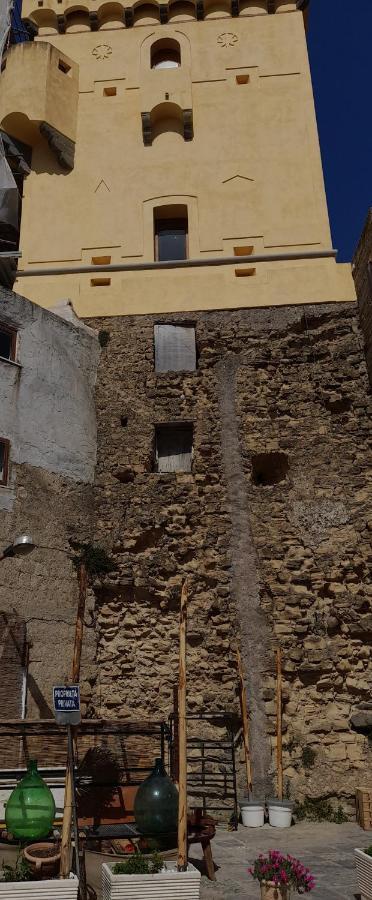 Mezza Torre B&B Procida Extérieur photo